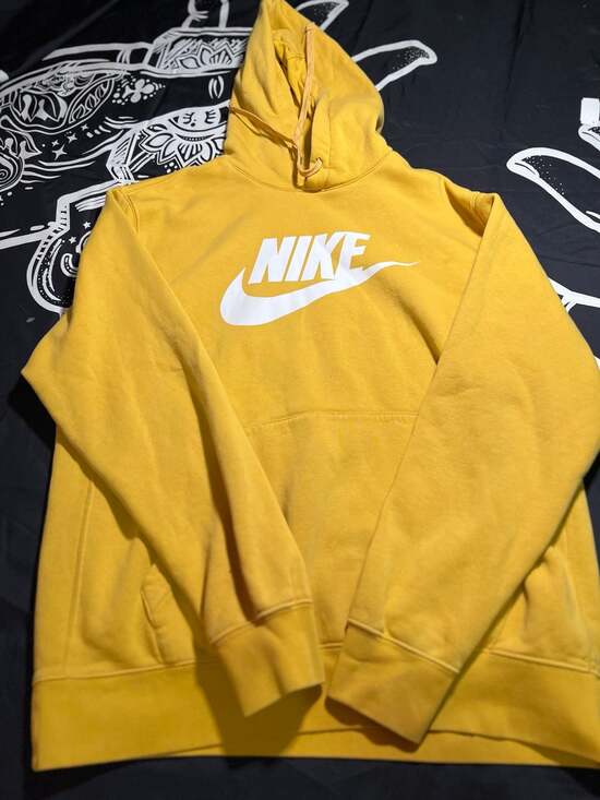 Nike Other - Nike Men's NSW Club Fleece Graphic Pullover Hoodie Yellow - Large